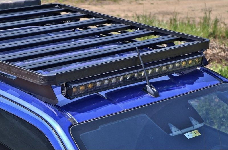 Takgrind Isuzu D-Max 21->  DC. 136 X126 cm sort mat alu.