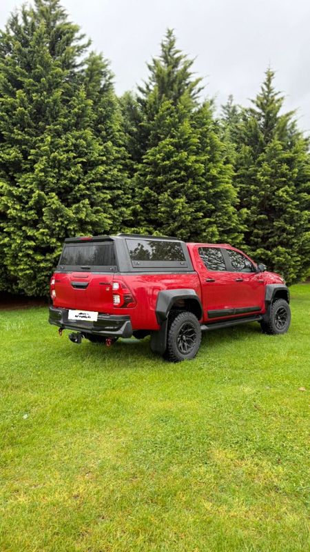 Hardtop G80 Metal  VW Amarok DC 2010-2020 sideluker med glass